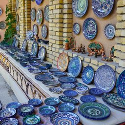 Auf den Spuren der Karawanen: vom alten Chiwa zum goldenen Tal